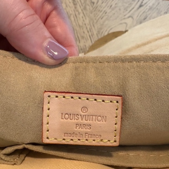 Louis Vuitton - Picture 10 of 10